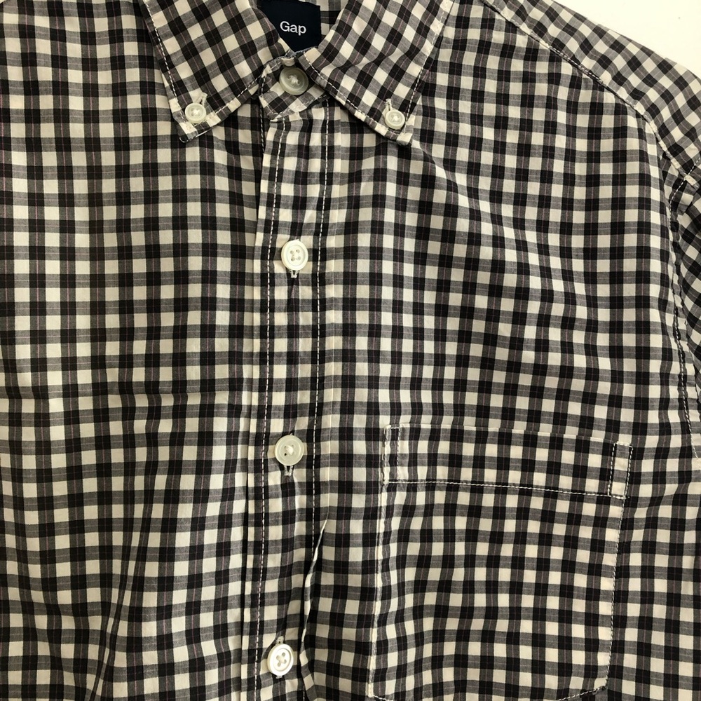 GAP BUTTON UP SHIRT